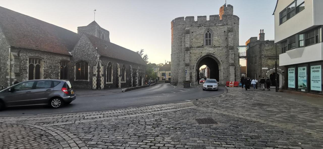 Modern City Centre House With Free Parking Canterbury Exterior foto